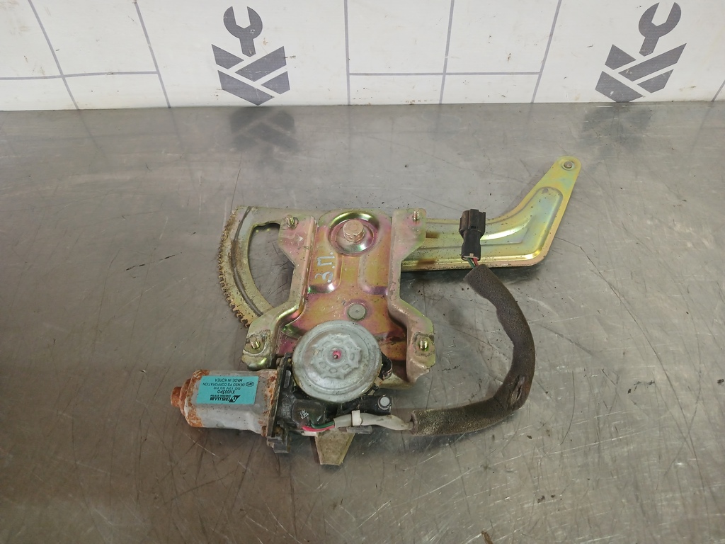 Kia RIO 1 2000-2004 для Стеклоподъемник электр. задний правый