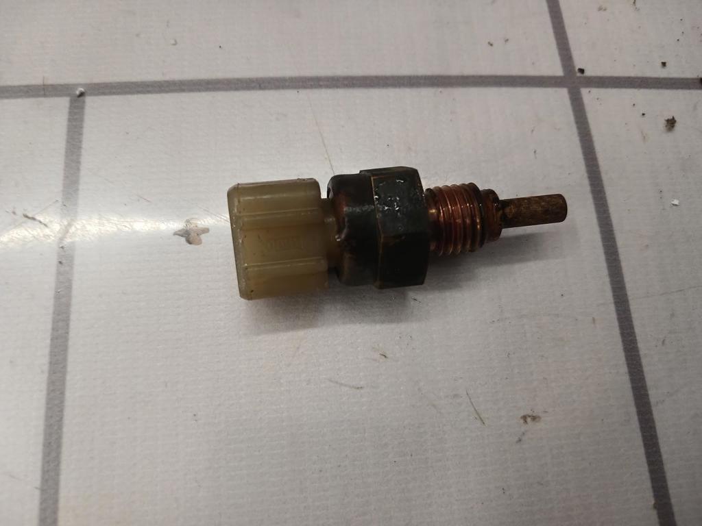 Kia Spectra 2001-2011 для Датчик температуры