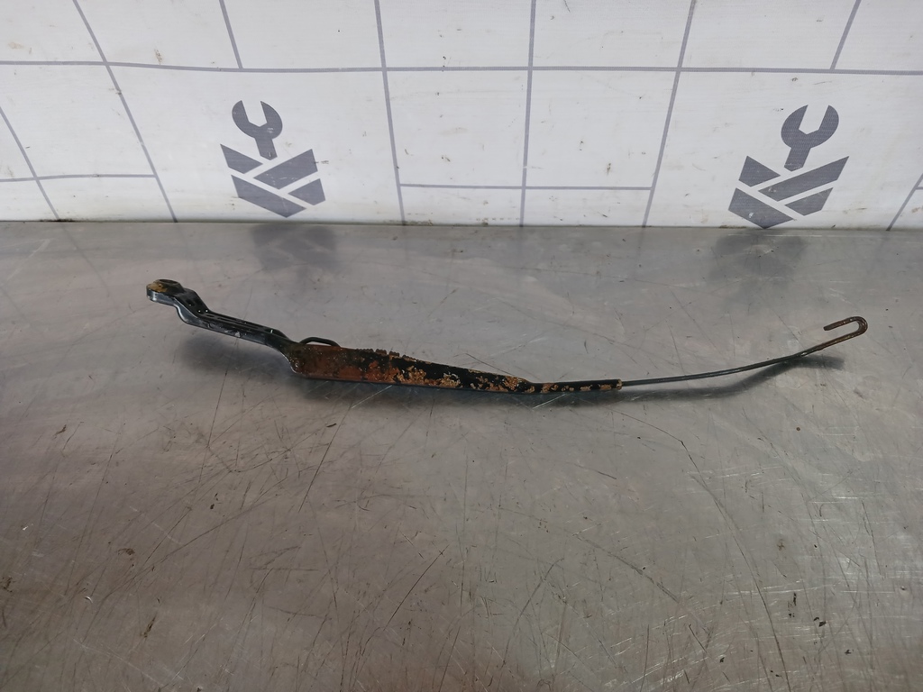 Renault Clio 2 Symbol 1998-2008 для Поводок стеклоочистителя передний левый