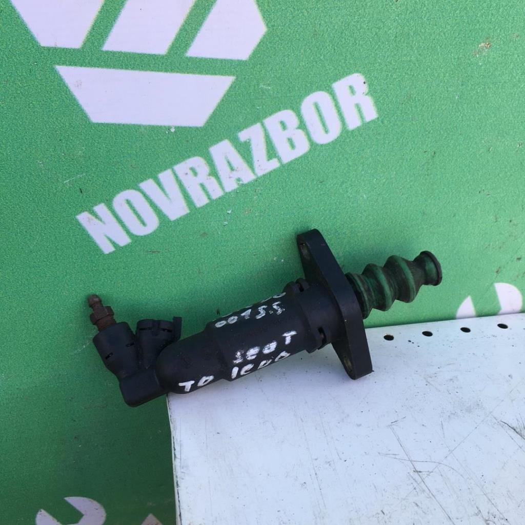 Seat Toledo 2  1999-2006 для Цилиндр сцепления рабочий