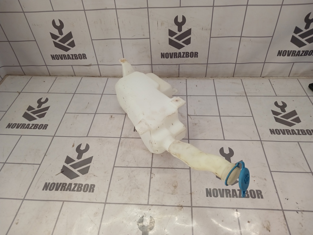 Suzuki SX4 2006-2013 для Бачок омывателя лобового стекла