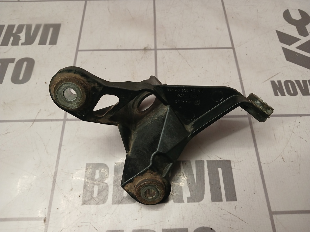 Skoda Yeti 2009-2018 для Кронштейн (сопут. товар)