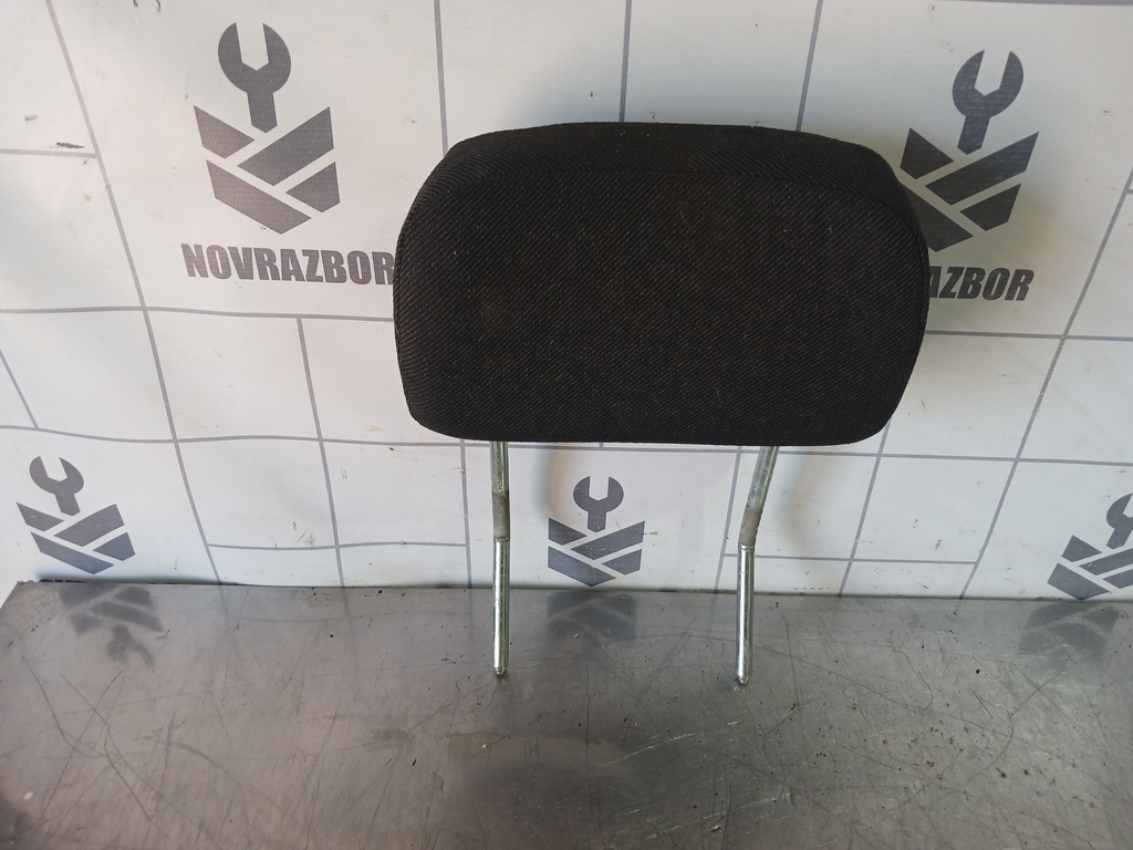 Audi 80  90  B3  86-91 для Подголовник