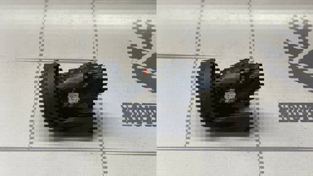 Peugeot 307 2001-2008 для Датчик температуры воздуха