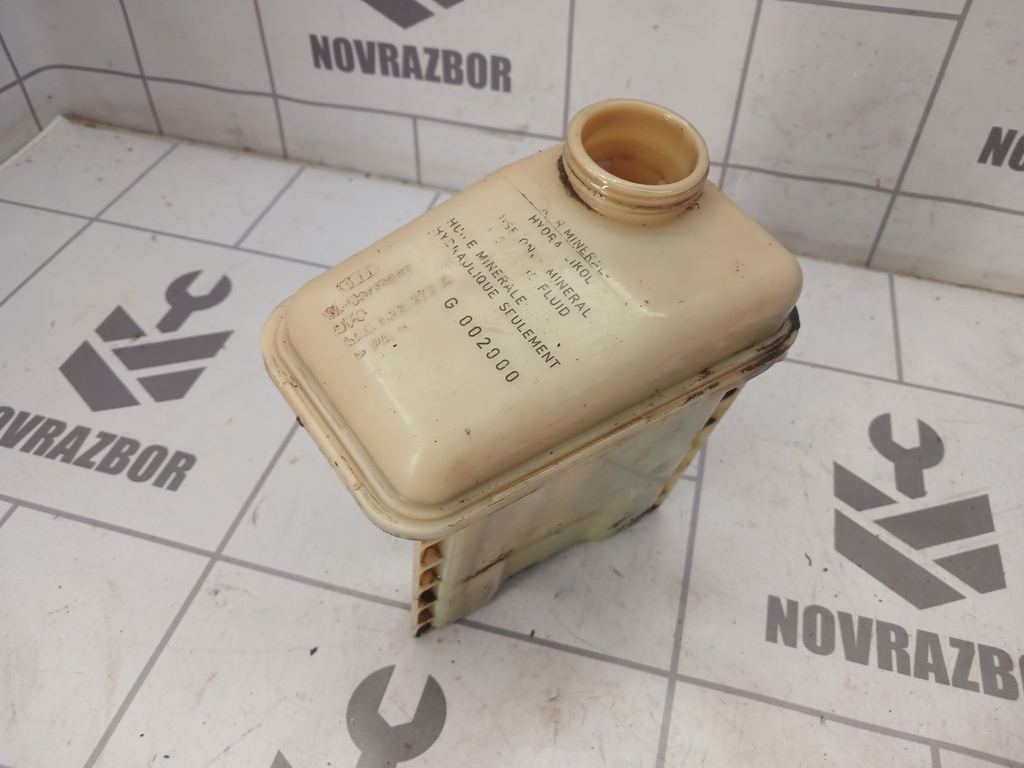 Audi A6 (C4) 1994-1997 для Бачок гидроусилителя