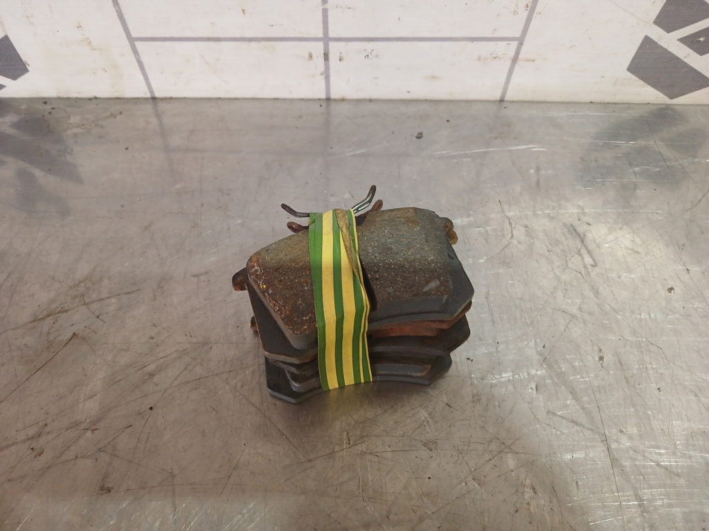 Peugeot 307 2001-2008 для Колодки тормозные задние дисковые к-кт