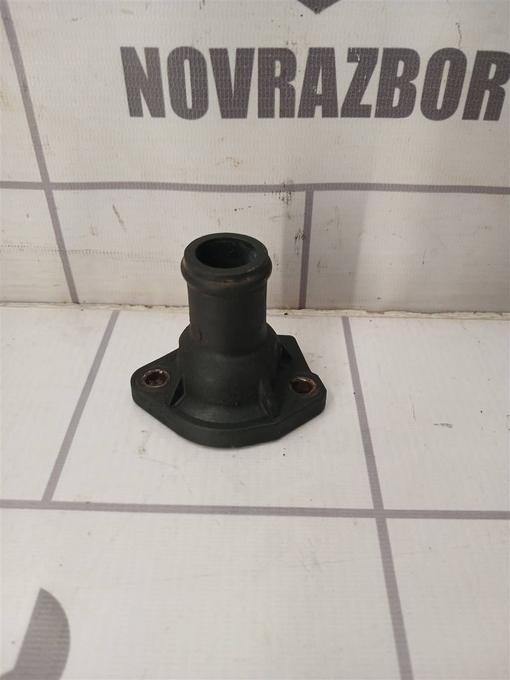 VW Golf 3 Vento 91-97 для Фланец двигателя системы охлаждения