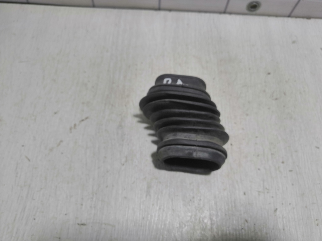 Audi A6 (C4) 1994-1997 для Уплотнитель