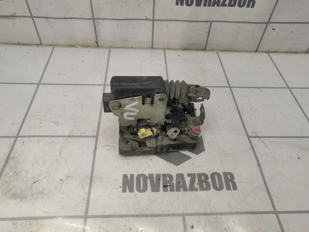 Renault Logan 2005-2014 для Замок двери передней левой