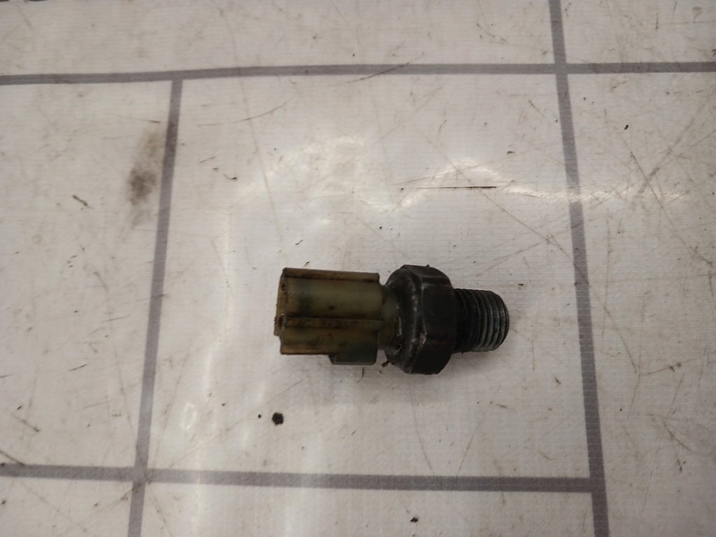 Ford Transit 06-13 для Датчик давления масла