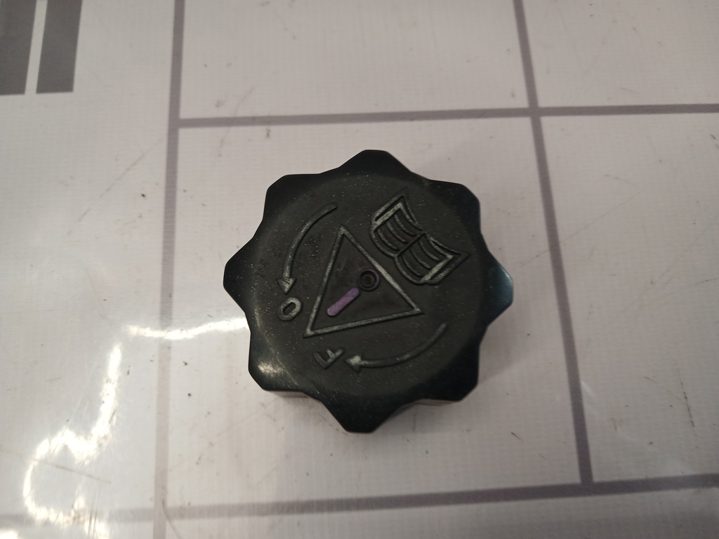 Peugeot 307 2001-2008 для Крышка расширительного бачка