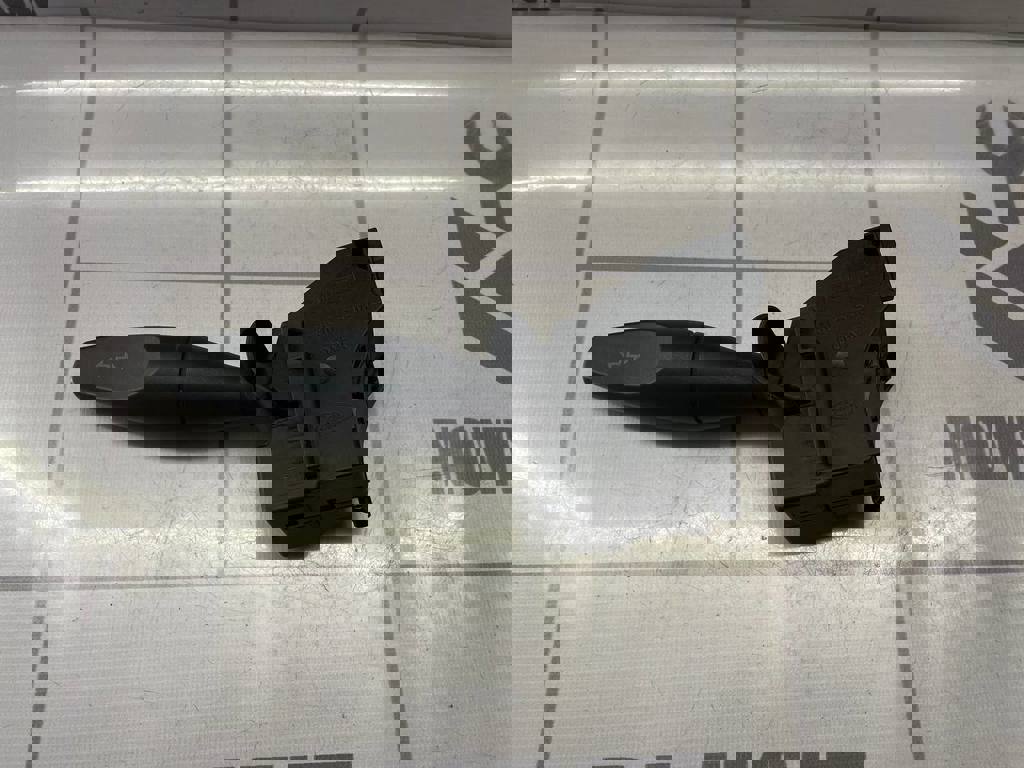 Ford Focus 1 1998-2004 для Переключатель поворотов