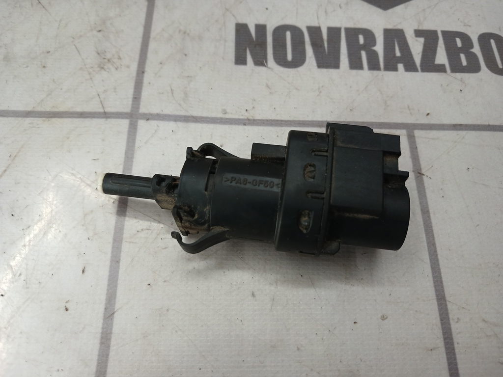 Ford Transit 06-13 для Датчик включения стопсигнала