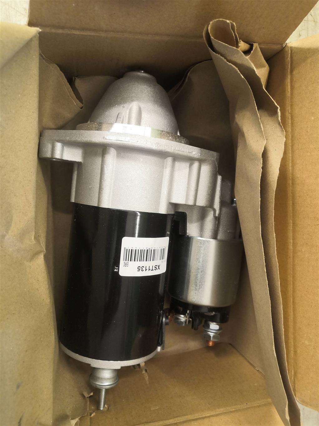 VW Passat B5 96-00 для Стартер