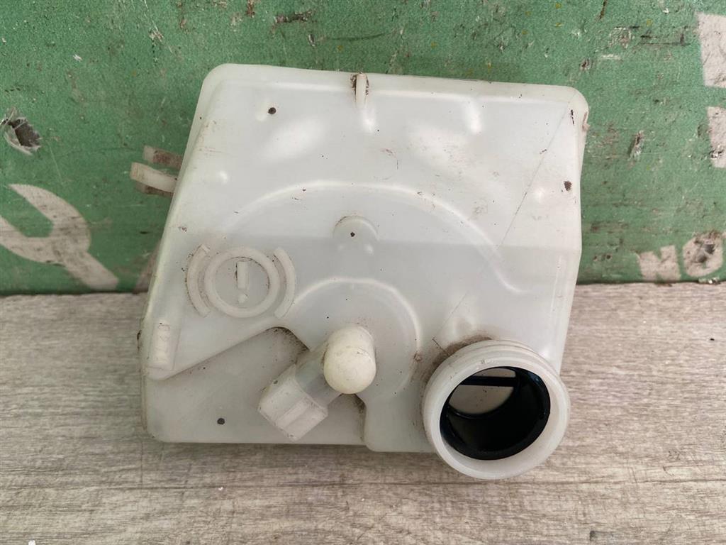 Peugeot 206 98-12 для Бачок главного тормозного цилиндра