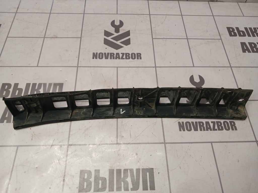 Skoda Yeti 2009-2018 для Направляющая заднего бампера левая