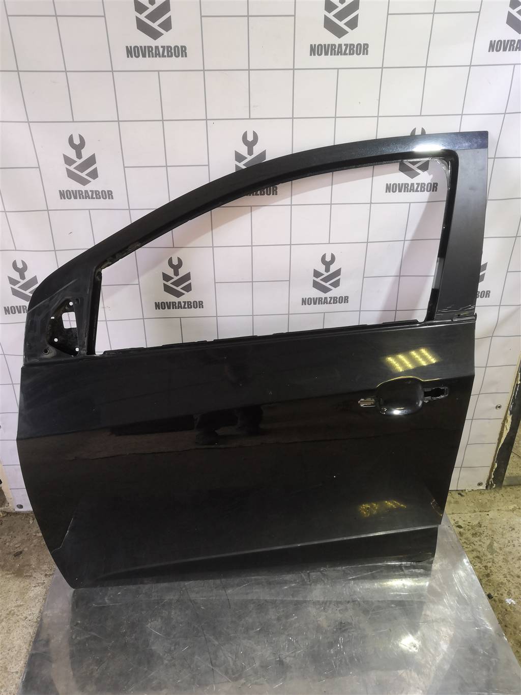 Chevrolet Aveo (T300) 2011-2015 для Дверь передняя левая