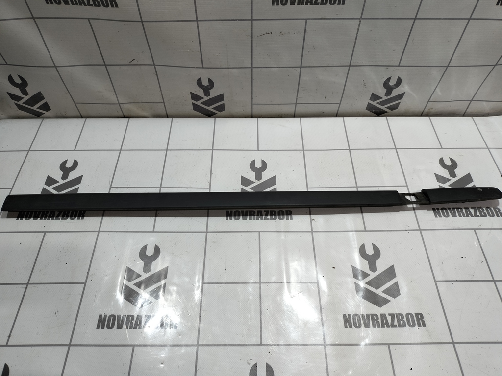 Renault Clio 3  2005-2012 для Молдинг передней правой двери