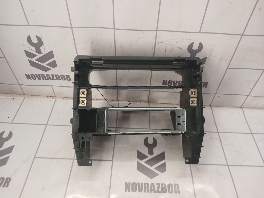 Audi A6 (C4) 1994-1997 для Рамка магнитолы