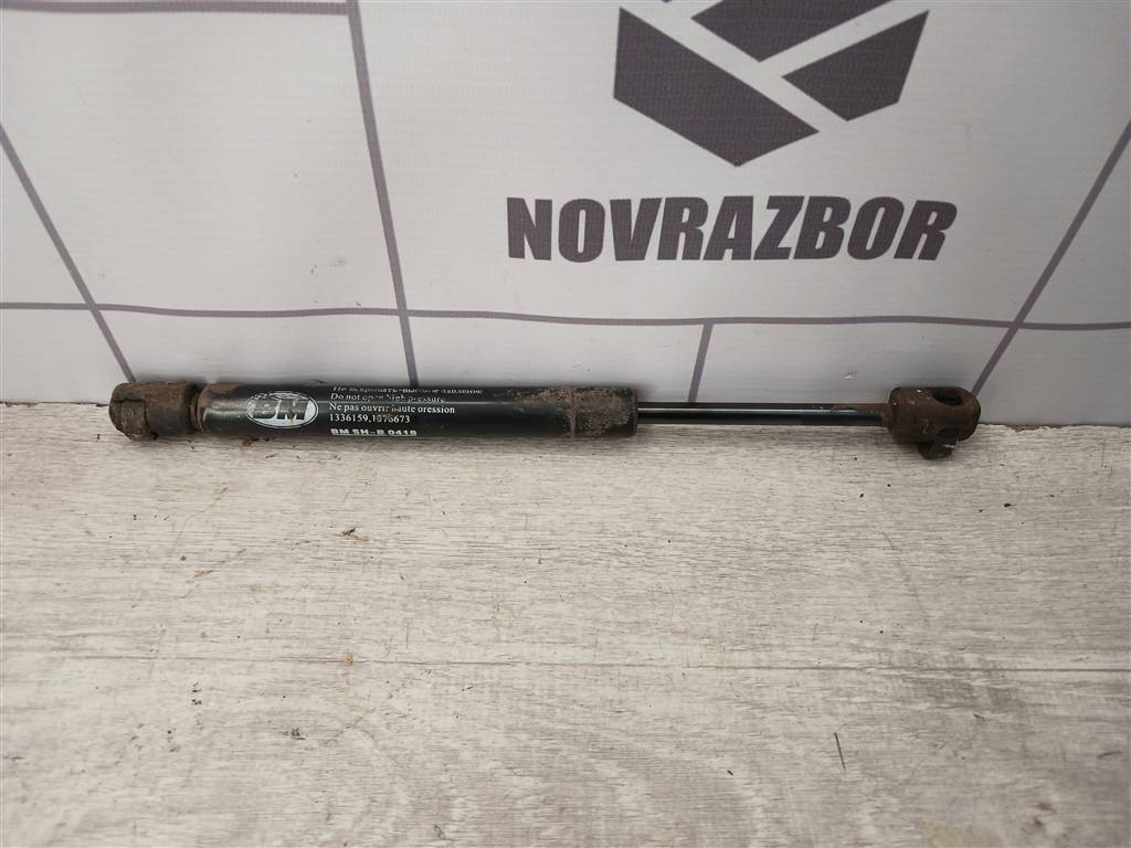 Ford Focus 2 08-11 для Амортизатор крышки багажника