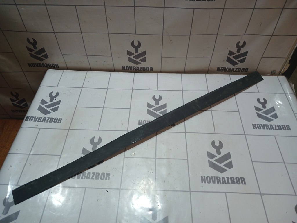 Volvo 440 1992-1994 для Молдинг передней левой двери