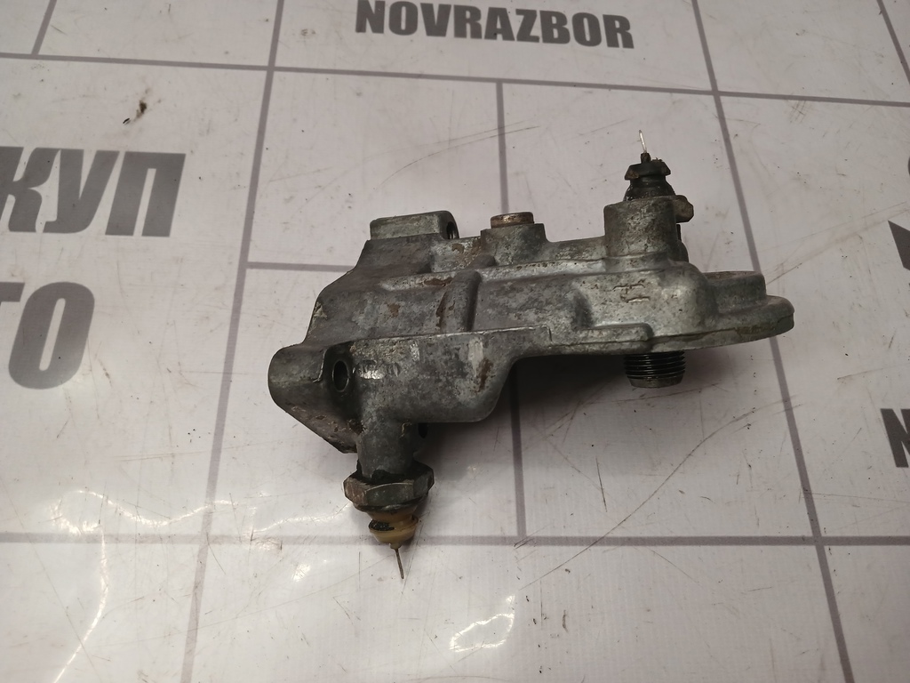 Audi 80  90  B3  86-91 для Кронштейн масляного фильтра