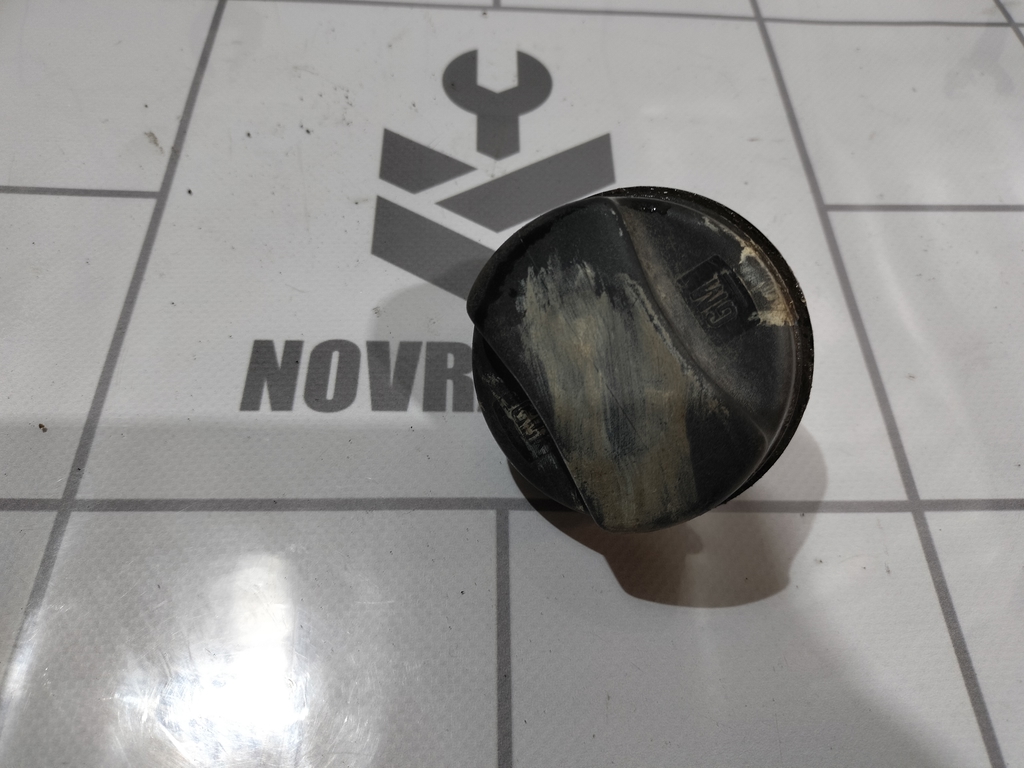 Opel Corsa C 2000-2006 для Крышка топливного бака