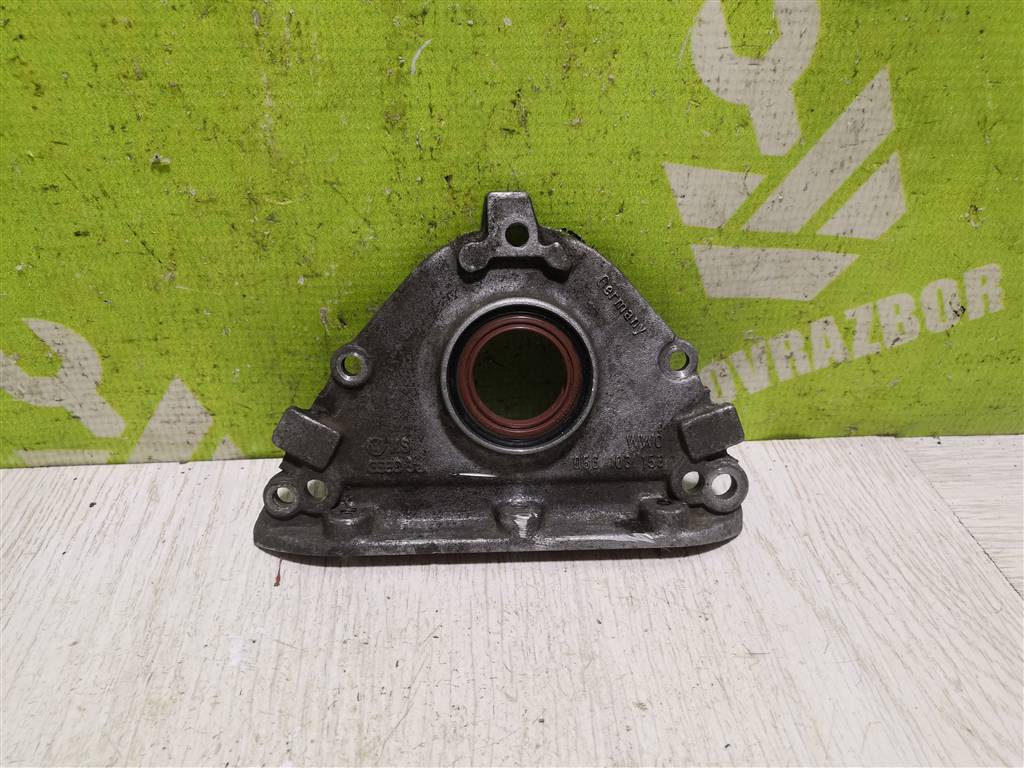 Audi 80  90  B3  86-91 для Крышка двигателя передняя