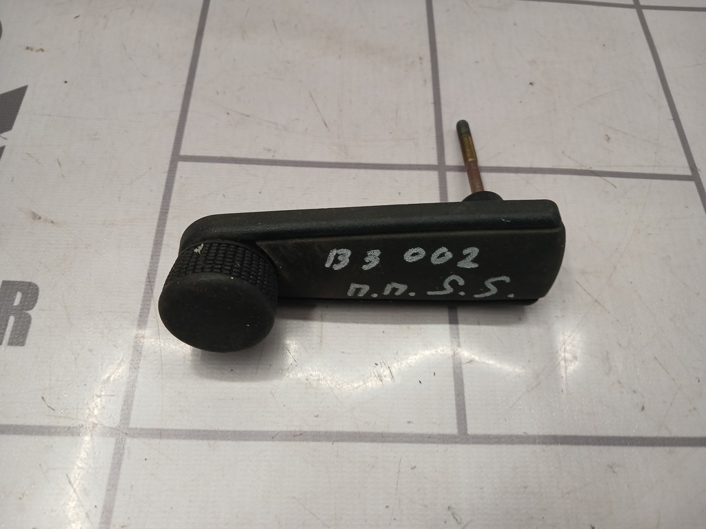 VW Passat  B3  1988-1993 для Ручка стеклоподъемника