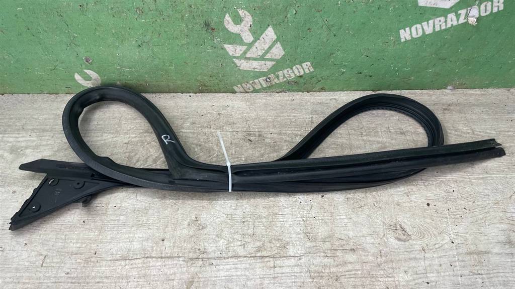 Ford Escort /Orion 1995-1998 для Уплотнитель