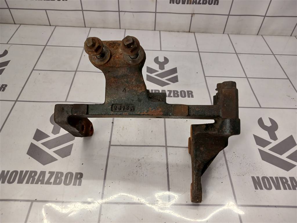 Kia RIO 1 2000-2004 для Кронштейн двигателя правый