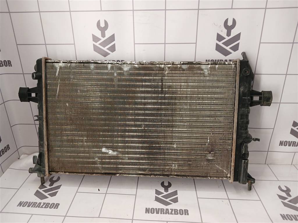 Opel Zafira A 99-05 для Радиатор основной