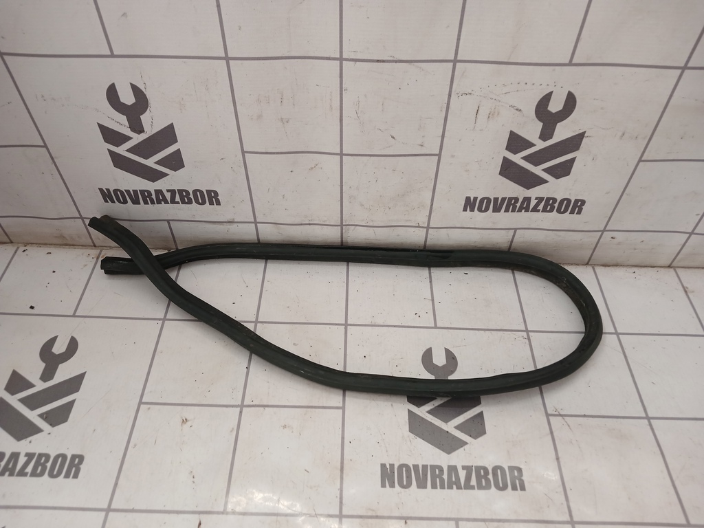 Daewoo Espero 91-99 для Уплотнитель капота