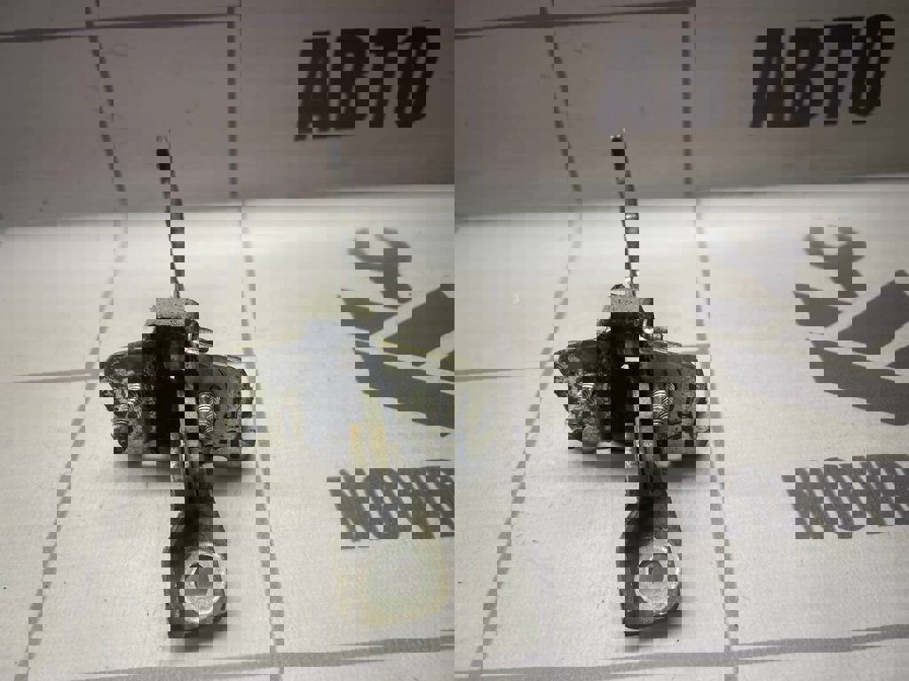 Renault Logan 2 14-18 для Ограничитель двери