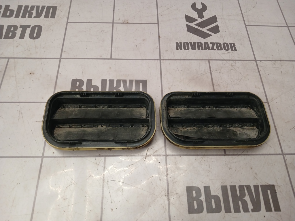 Ford Focus 2 05-08 для Решетка вентиляционная