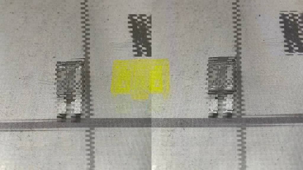 Ford Focus 1 1998-2004 для Предохранитель