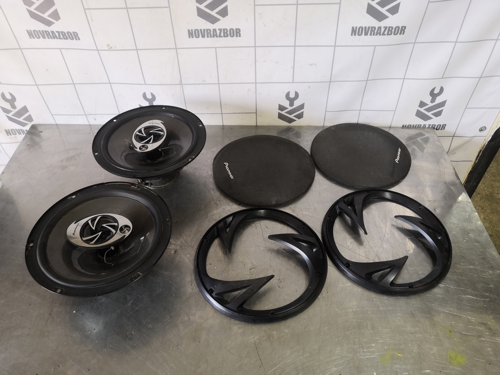 Kia Spectra 2001-2011 для Динамик