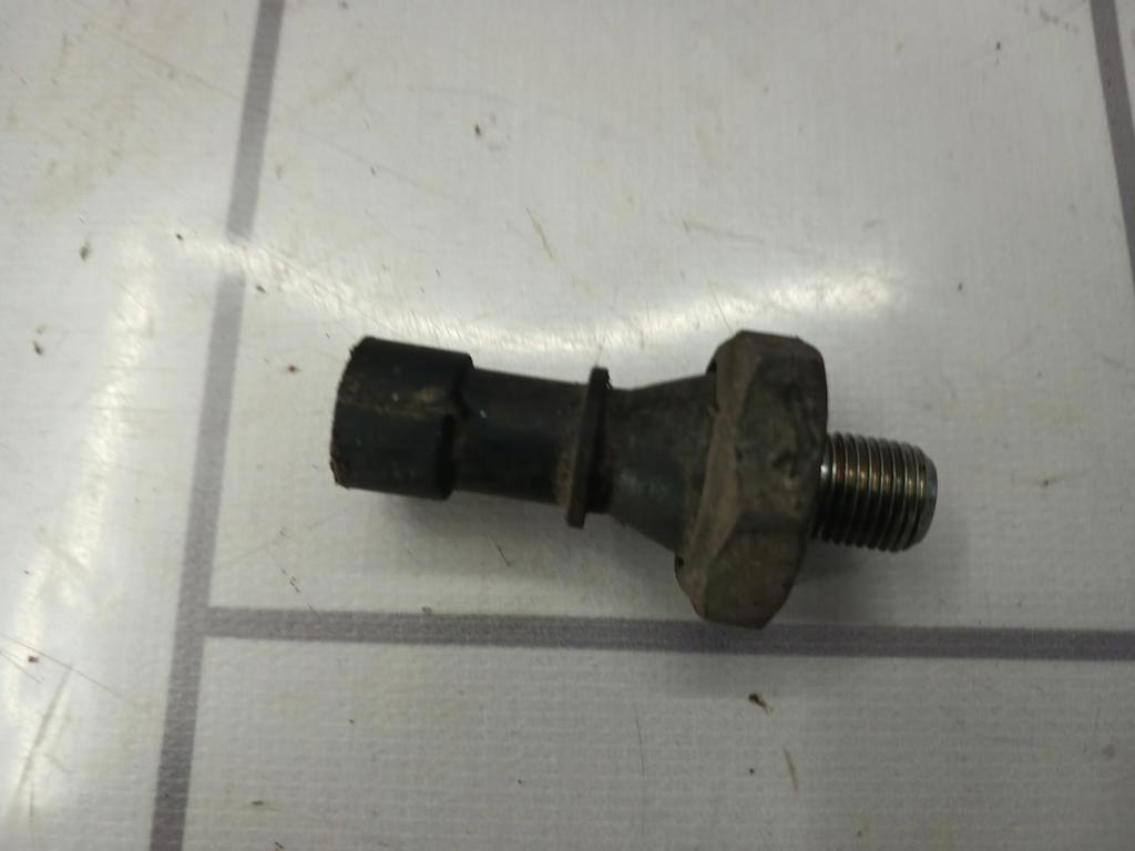 Opel Astra G 1998-2005 для Датчик давления масла