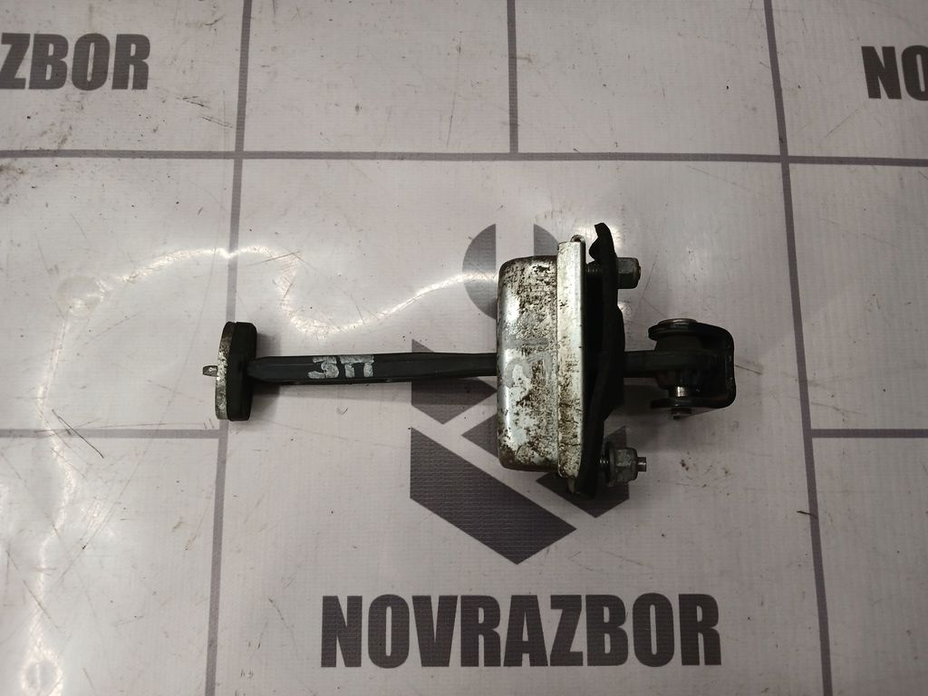 Ford Focus 2 05-08 для Ограничитель двери