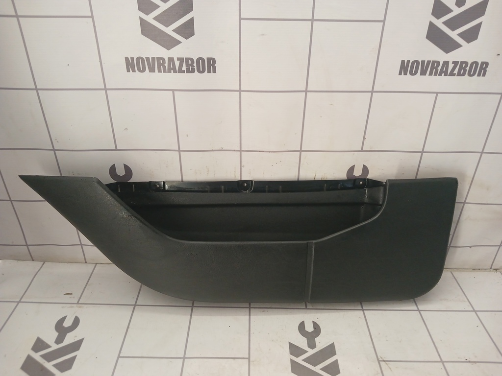 VW Passat  B3  1988-1993 для Обшивка двери задней левой