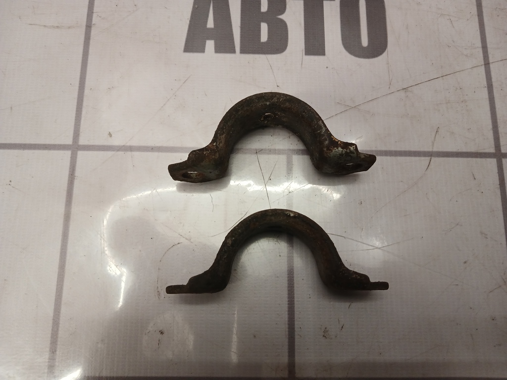 Audi 80  90  B3  86-91 для Кронштейн крепления переднего стабилизатора