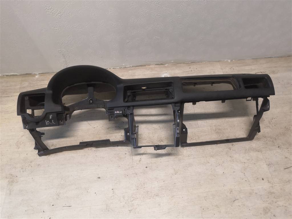 VW Golf 4 Bora 97-05 для Торпедо