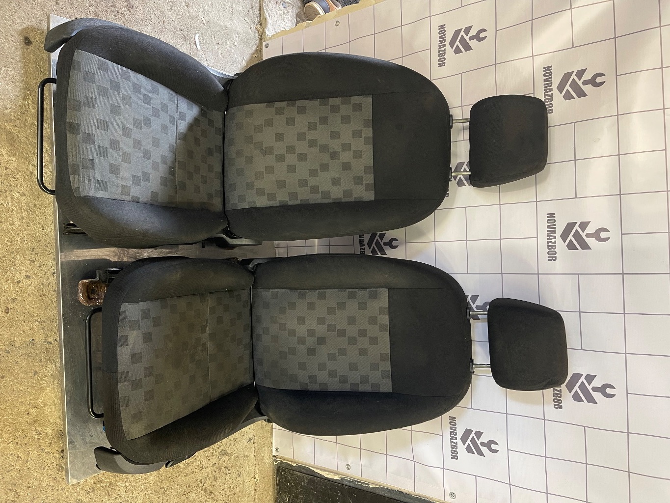 Ford Focus 2 08-11 для Сиденья комплект