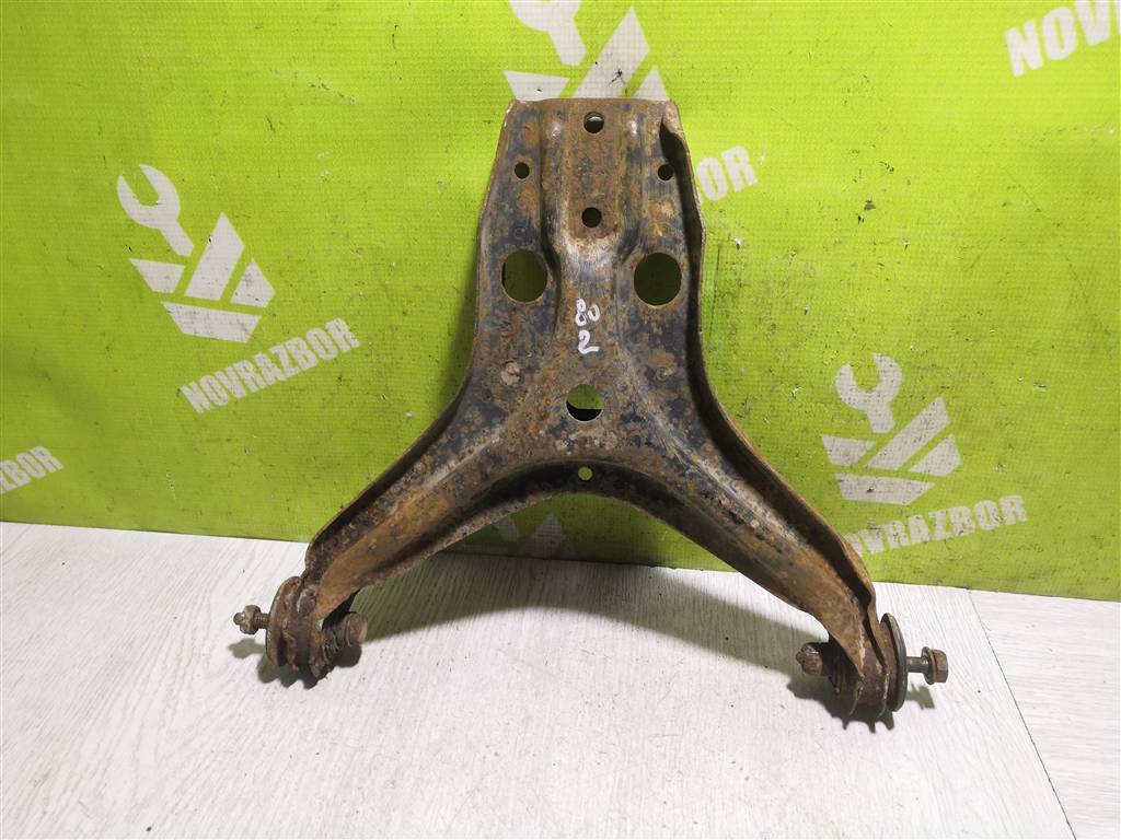 Audi 80  90  B3  86-91 для Рычаг передний