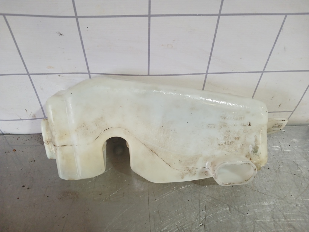 Renault Logan 2005-2014 для Бачок омывателя лобового стекла