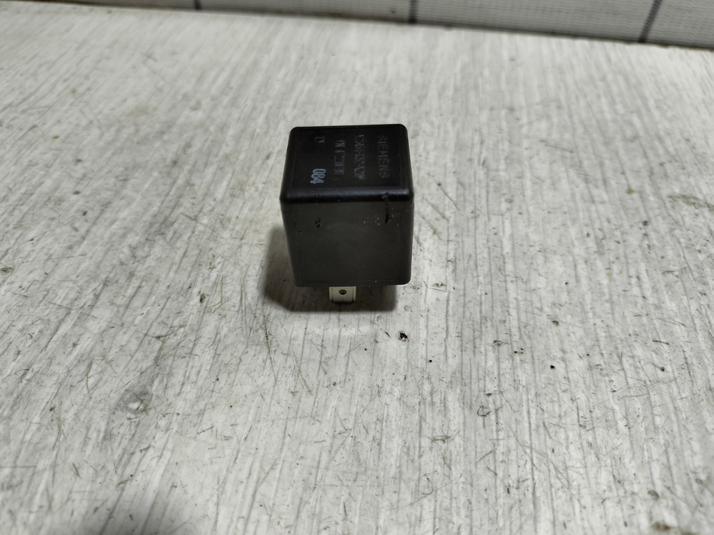 Volvo 440 1992-1994 для Реле