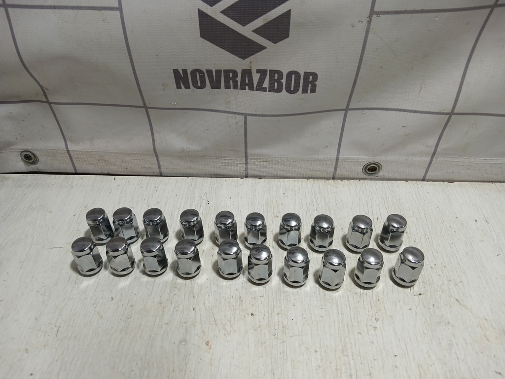 Hyundai Solaris 2010-2017 для Гайка колеса