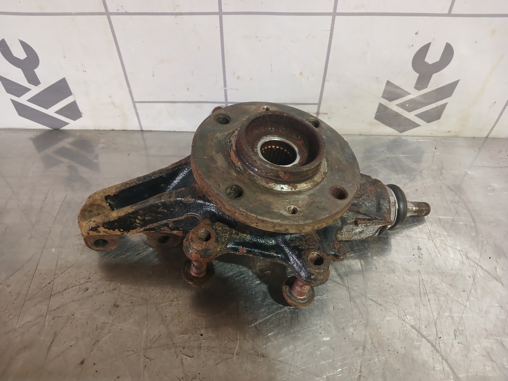 Peugeot 307 2001-2008 для Кулак поворотный передний левый