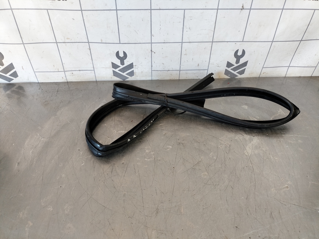 Opel Vectra B 1999-2002 для Уплотнитель стекла двери