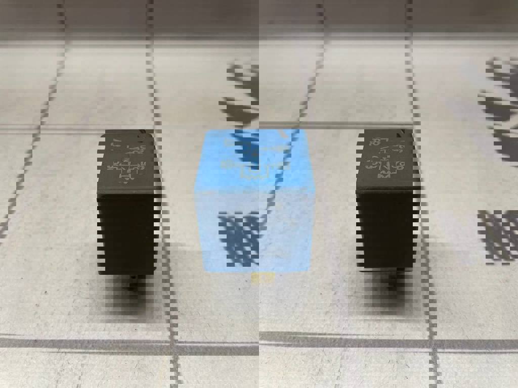 Hyundai Elantra 3  00-05 для Реле